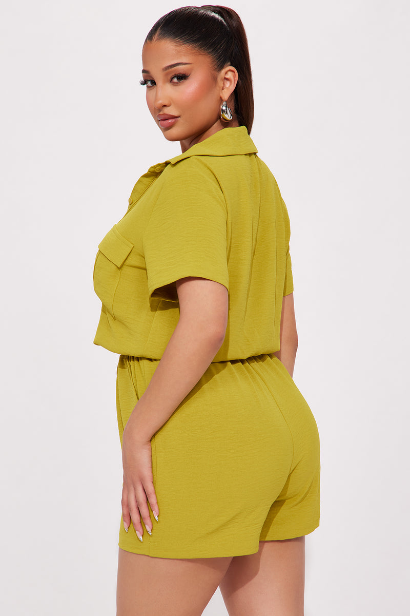 https://cdn.shopify.com/s/files/1/0293/9277/files/02-26-24_S6_67_WP8584_Chartreuse_RD_PC_15-16-35_104439_PXF.jpg?v=1712085574&width=800&height=1200&crop=center