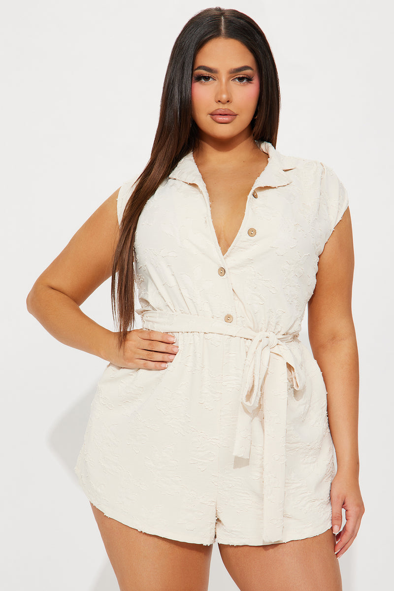 https://cdn.shopify.com/s/files/1/0293/9277/files/03-01-24_S6_19_HF24A573_Cream_P_ID_AP_11-44-52_PLUS_106519_PXF.jpg?v=1745282884&width=800&height=1200&crop=center