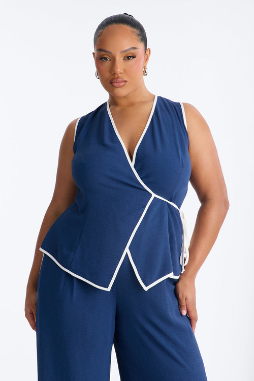 https://cdn.shopify.com/s/files/1/0293/9277/files/03-09-26_S6_24_MN5148SET_Navy_AE_DR_13-36-01_PLUS_13862_PXF.jpg?v=1773252183&width=800&height=1200&crop=center