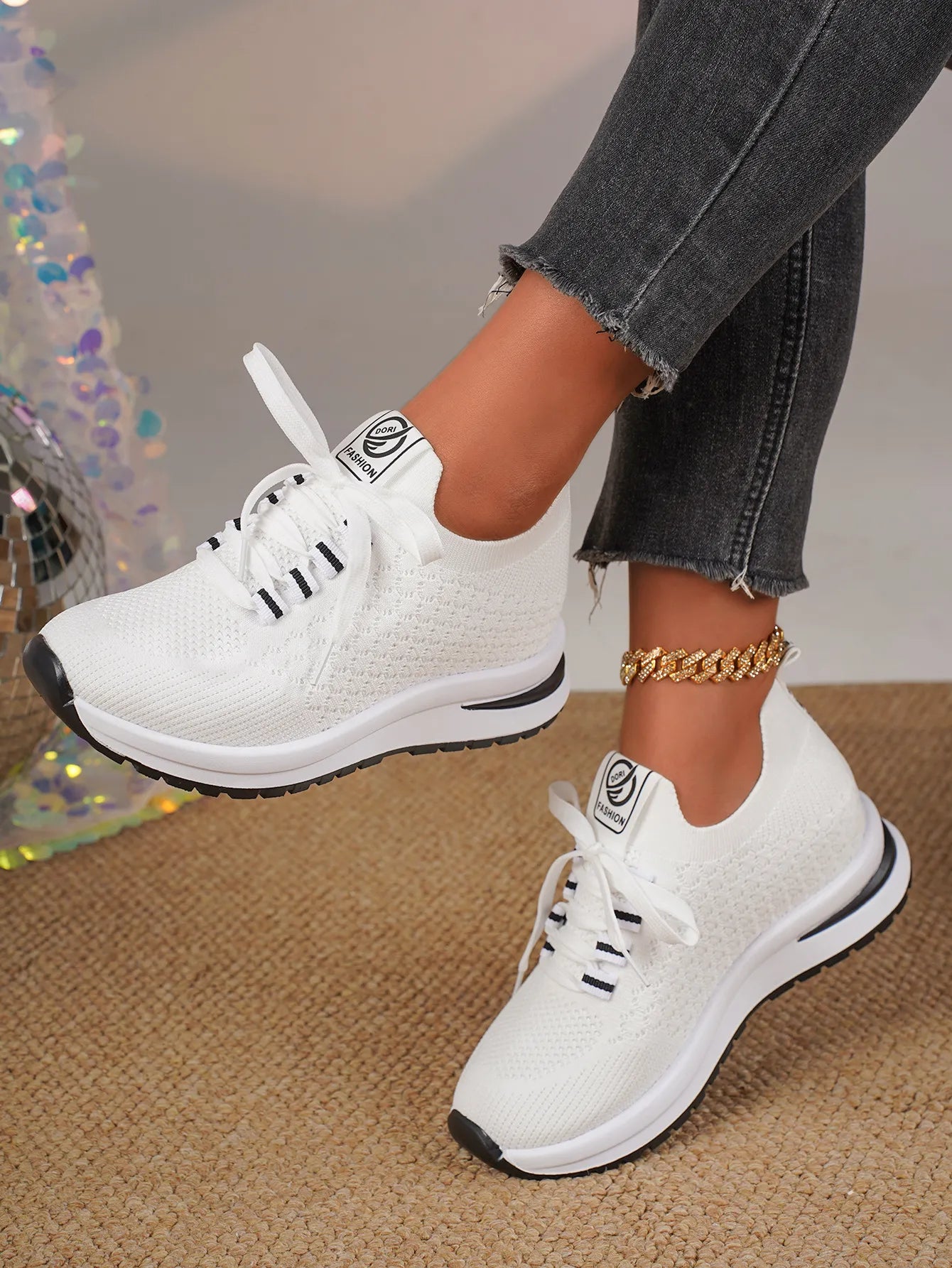 White / 35