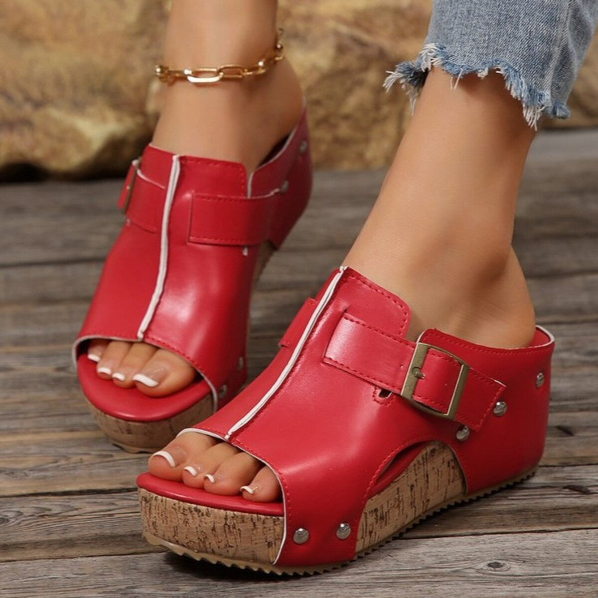 Red / 36