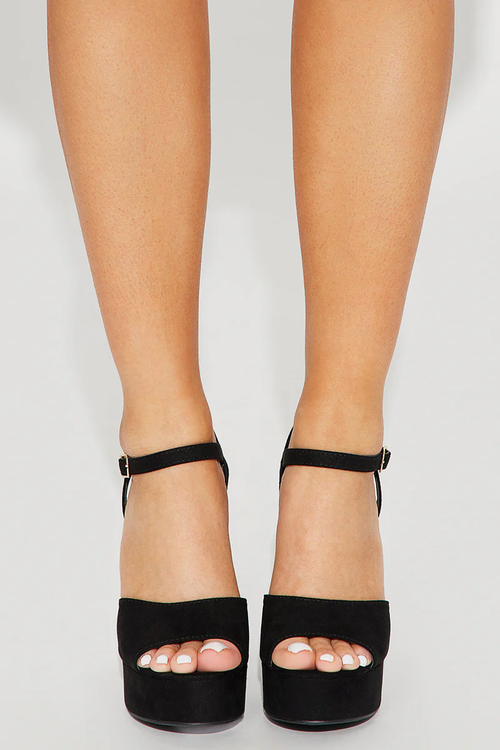 Jelly-Bean Pumps